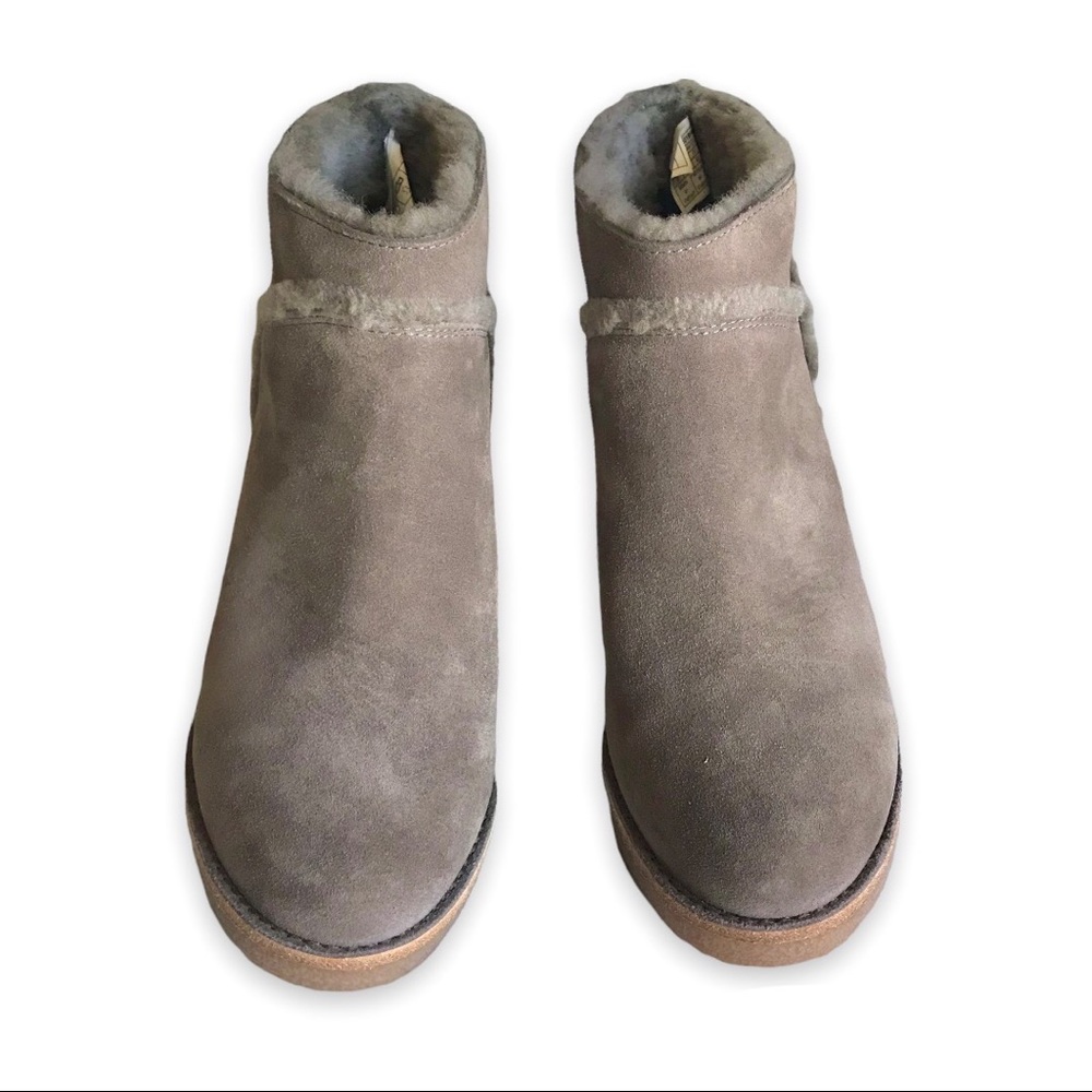 NEW! UGGS bootie boots shoes - Picture 7 of 9